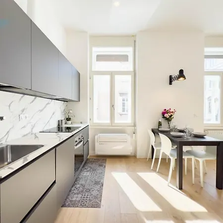 San Lazzaro 23 - 1 Tirabora Short Rent Τεργέστη